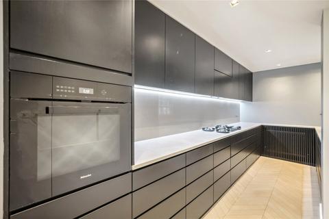 3 bedroom terraced house to rent, Craven Hill Mews, London, W2
