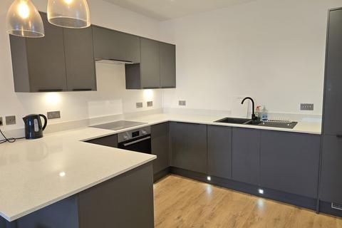 2 bedroom apartment to rent, Queensbridge Drive, Ramsgate