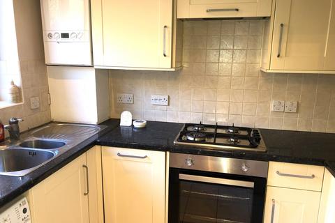 2 bedroom terraced house for sale, Chamomile Gardens, Farnborough GU14