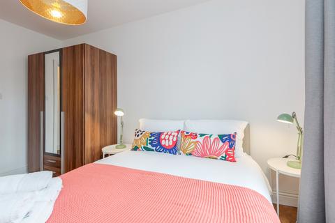 2 bedroom flat to rent, Lavender Hill