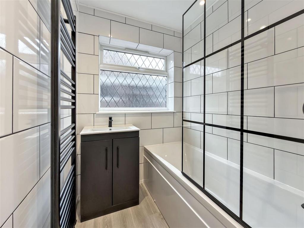 Bathroom.jpeg
