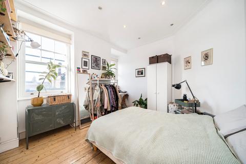 3 bedroom flat for sale, Northumberland Mansions, Lower Clapton Road, London, E5