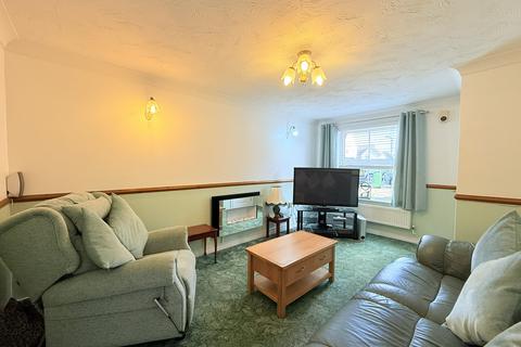 2 bedroom semi-detached house for sale, Hill House Drive, Chadwell St Mary, Essex, RM16 4DS