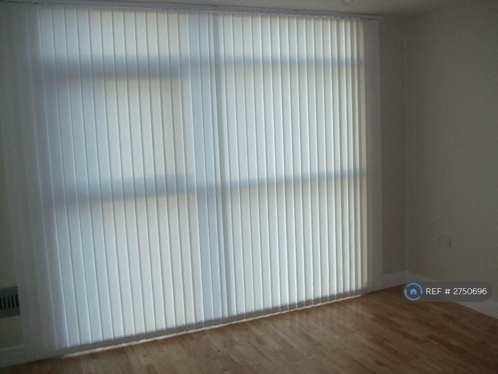 Sitting Area Window With Blinds