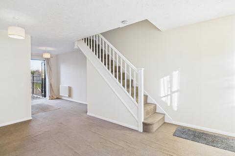 2 bedroom terraced house to rent, Strasbourg Way