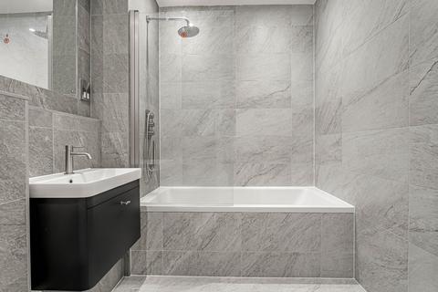 1 bedroom flat for sale, Fortress House, 122 Minories, London, EC3N