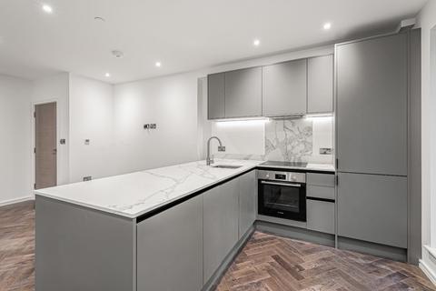 1 bedroom flat for sale, Fortress House, 122 Minories, London, EC3N