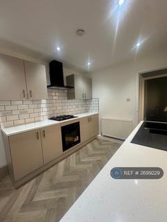 3 bedroom terraced house to rent, Ropewalk Road, Llanelli, SA15