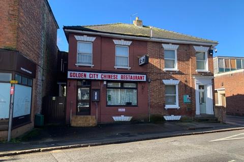 Retail property (high street) for sale, 30 The Crescent Spalding PE11 1AF