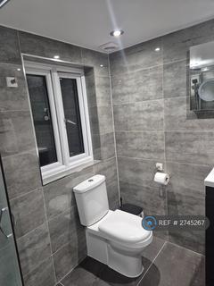 1 bedroom in a house share to rent, Charlton Crescent, Barking, IG11