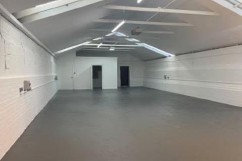 Warehouse to rent, Cotswold Business Park Kemble GL7 6BQ