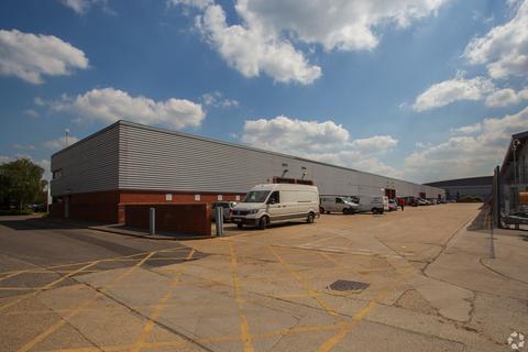 Warehouse to rent, 343-350 Edinburgh Ave Slough SL1 4TU