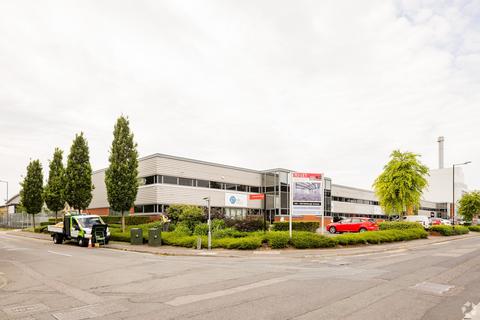 Warehouse to rent, 343-350 Edinburgh Ave Slough SL1 4TU