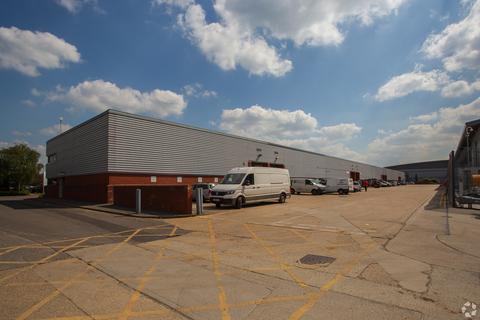 Warehouse to rent, 343-350 Edinburgh Ave Slough SL1 4TU