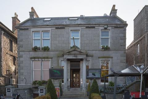 Pub to rent - 11 Albyn Pl Aberdeen AB10 1YE