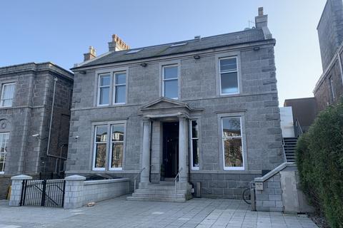 Pub to rent, 11 Albyn Pl Aberdeen AB10 1YE