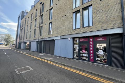 Retail property (high street) to rent, 56 Brown St Dundee DD1 5AQ