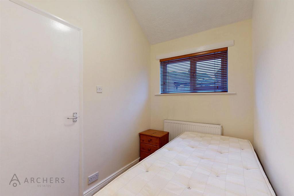 18 Newent Lane(Interior)-12.jpg