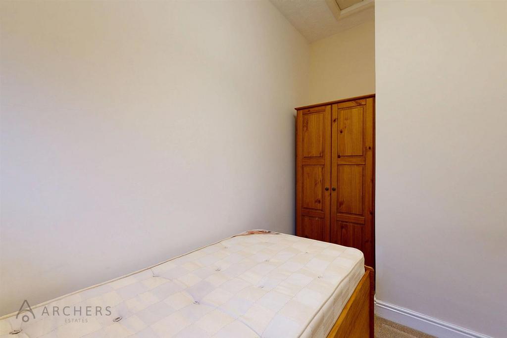 18 Newent Lane(Interior)-11.jpg