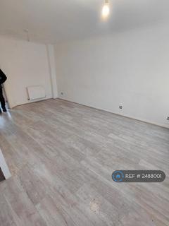 3 bedroom terraced house to rent, Abbotsmeade Close, Newcastle Upon Tyne, NE5