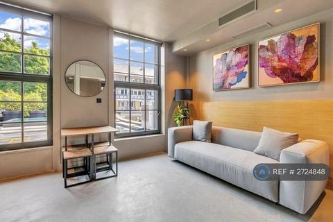 Studio to rent, Caledonian Road, London, N1