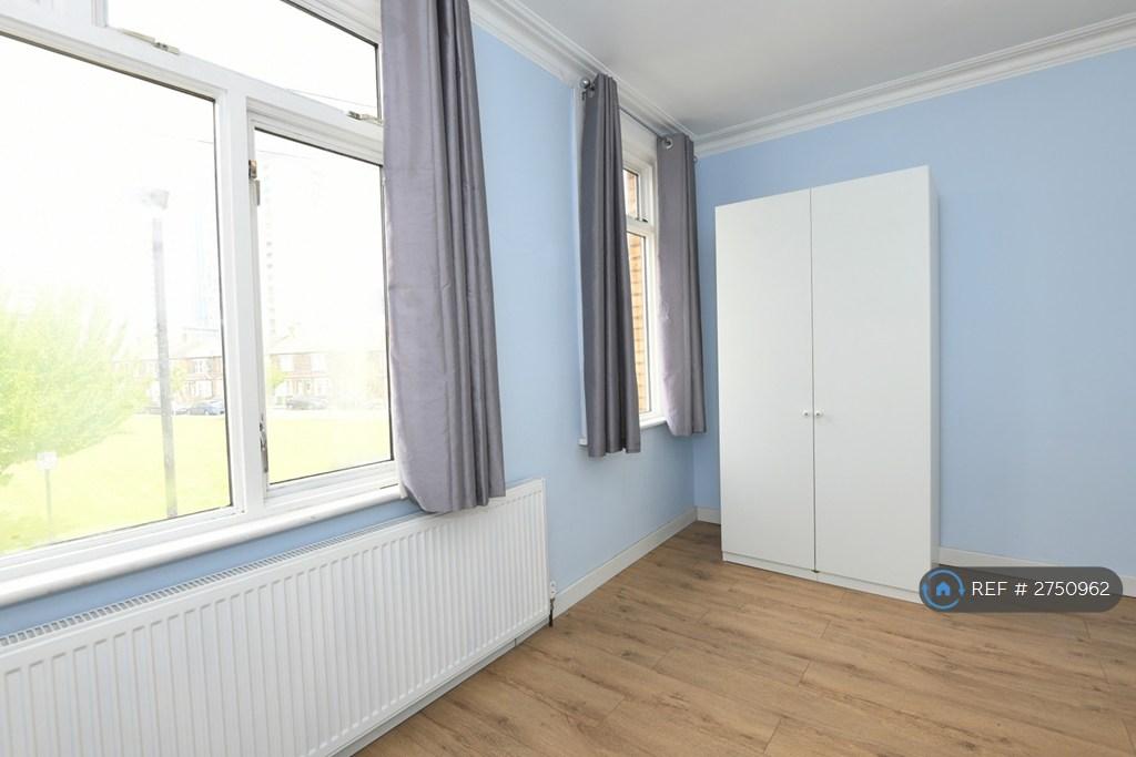 Main (Largest)Bedroom