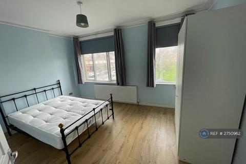undefined, Claypole Road, London, E15