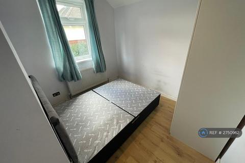 undefined, Claypole Road, London, E15