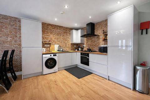 2 bedroom flat to rent, Jefferson Place, Newcastle Upon Tyne, NE4
