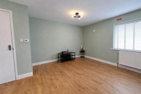 2 bedroom flat to rent, Jefferson Place, Newcastle Upon Tyne, NE4