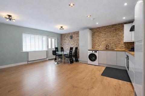 2 bedroom apartment to rent, Jefferson Place, Newcastle Upon Tyne, NE4
