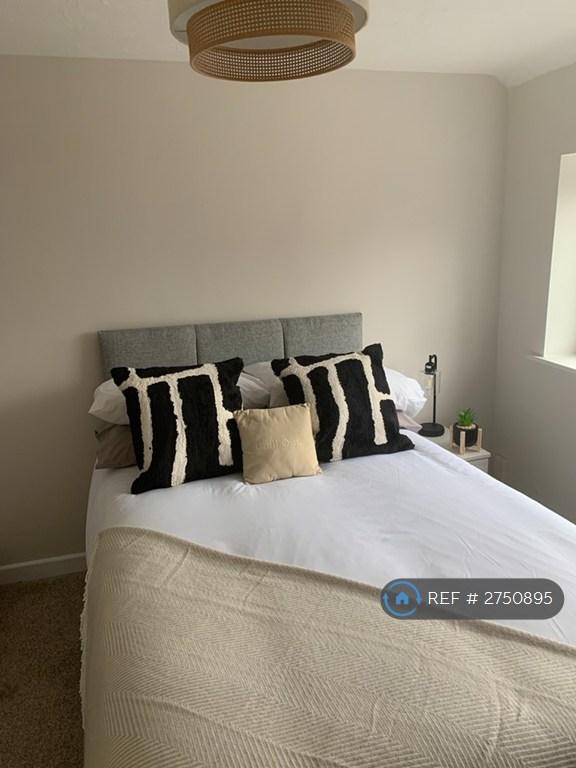 Front Bedroom