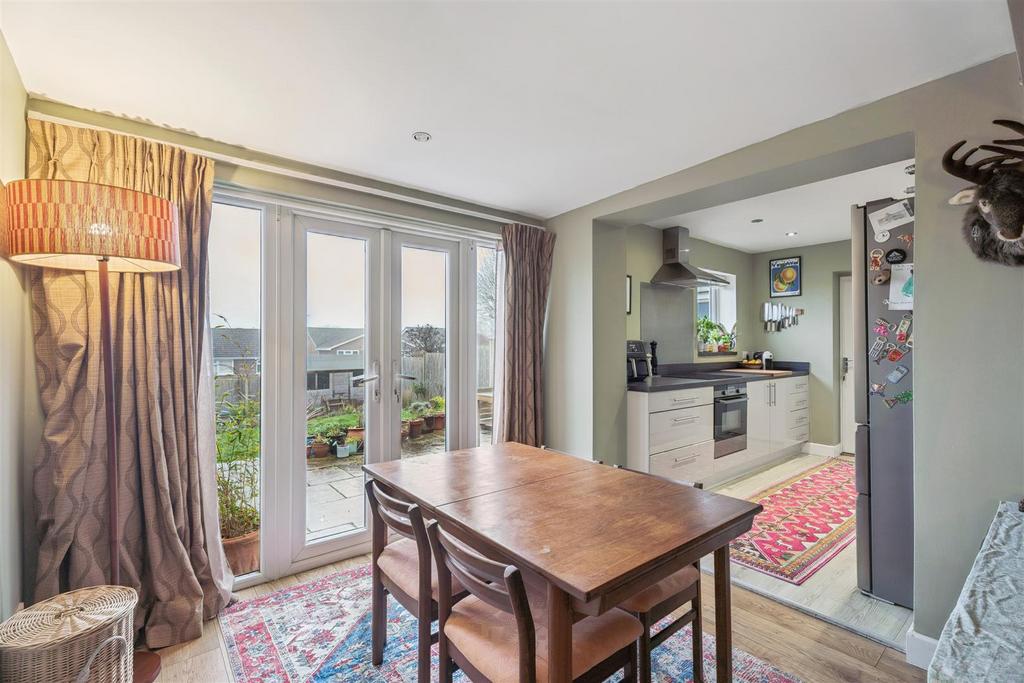 Living/Dining Room