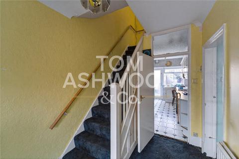 3 bedroom terraced house for sale, Capel Gardens, Ilford, IG3