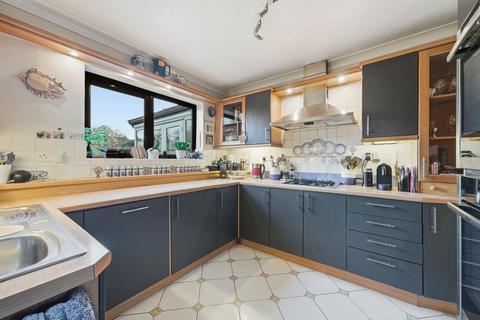 4 bedroom semi-detached house for sale, Histon Road, Cambridge, CB4