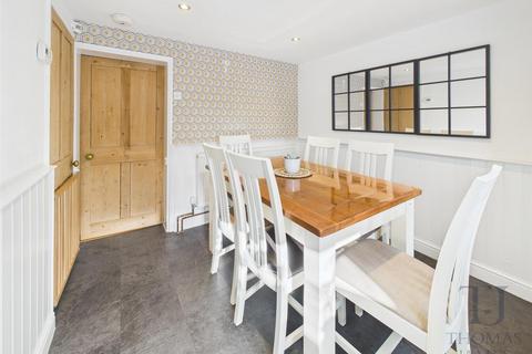 3 bedroom terraced house for sale, Easthorpe Street, Ruddington, Nottingham