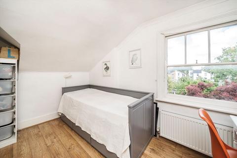 3 bedroom flat for sale, Haydon Park Road, London SW19