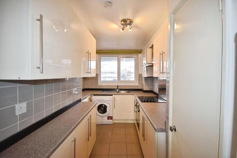 1 bedroom apartment to rent, Justin Close, Brentford