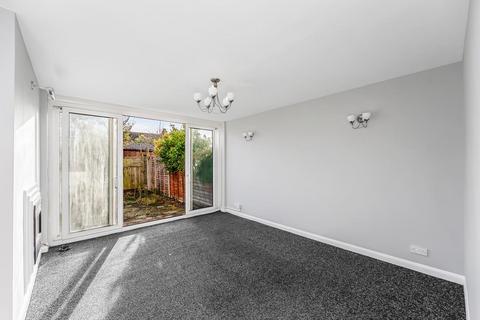 undefined, Field Close, Chingford