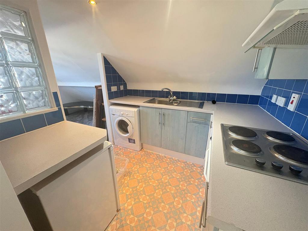 Kitchen v5 bf.jpg