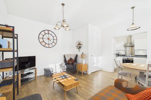 2 bedroom apartment for sale, Napier Road, Colchester