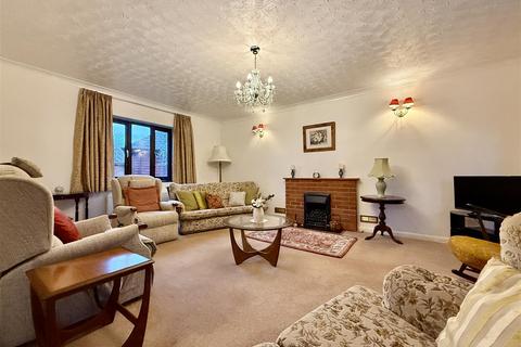 4 bedroom detached house for sale, Barking Road, Needham Market IP6