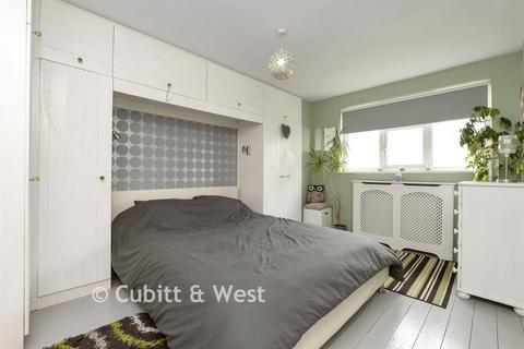 5 bedroom end of terrace house for sale, Eccles Hill, Dorking RH5