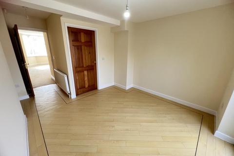 3 bedroom terraced house to rent, Walsgrave Road, Coventry CV2