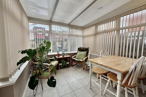 2 bedroom terraced house for sale, Iona Road, Carr Hill, Gateshead