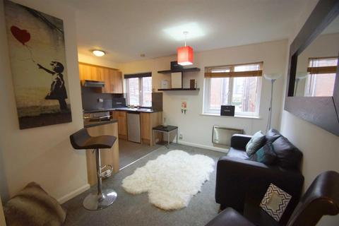 1 bedroom flat to rent, Chantrell Court, Leeds City Centre, Leeds