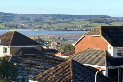 2 bedroom flat for sale, Exmouth Court, Long Causeway