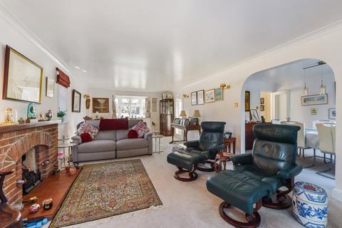 5 bedroom detached house for sale, Barnfield Road, Petersfield, Hampshire