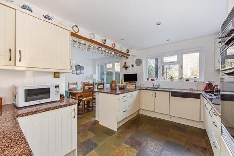 5 bedroom detached house for sale, Barnfield Road, Petersfield, Hampshire