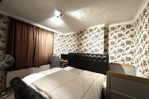 3 bedroom terraced house for sale, Matlock Street, Leicester, LE2